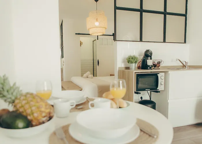 Naos - Beachside & Downtown アパート *