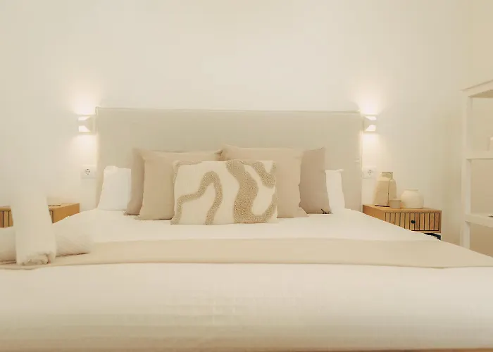 Naos - Beachside & Downtown * コニル・デ・ラ・フロンテラ