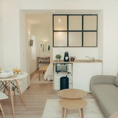 Naos - Beachside & Downtown Appartement *