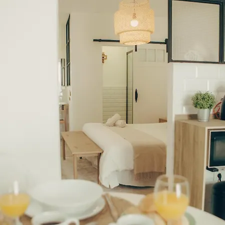 Naos - Beachside & Downtown Apartmán